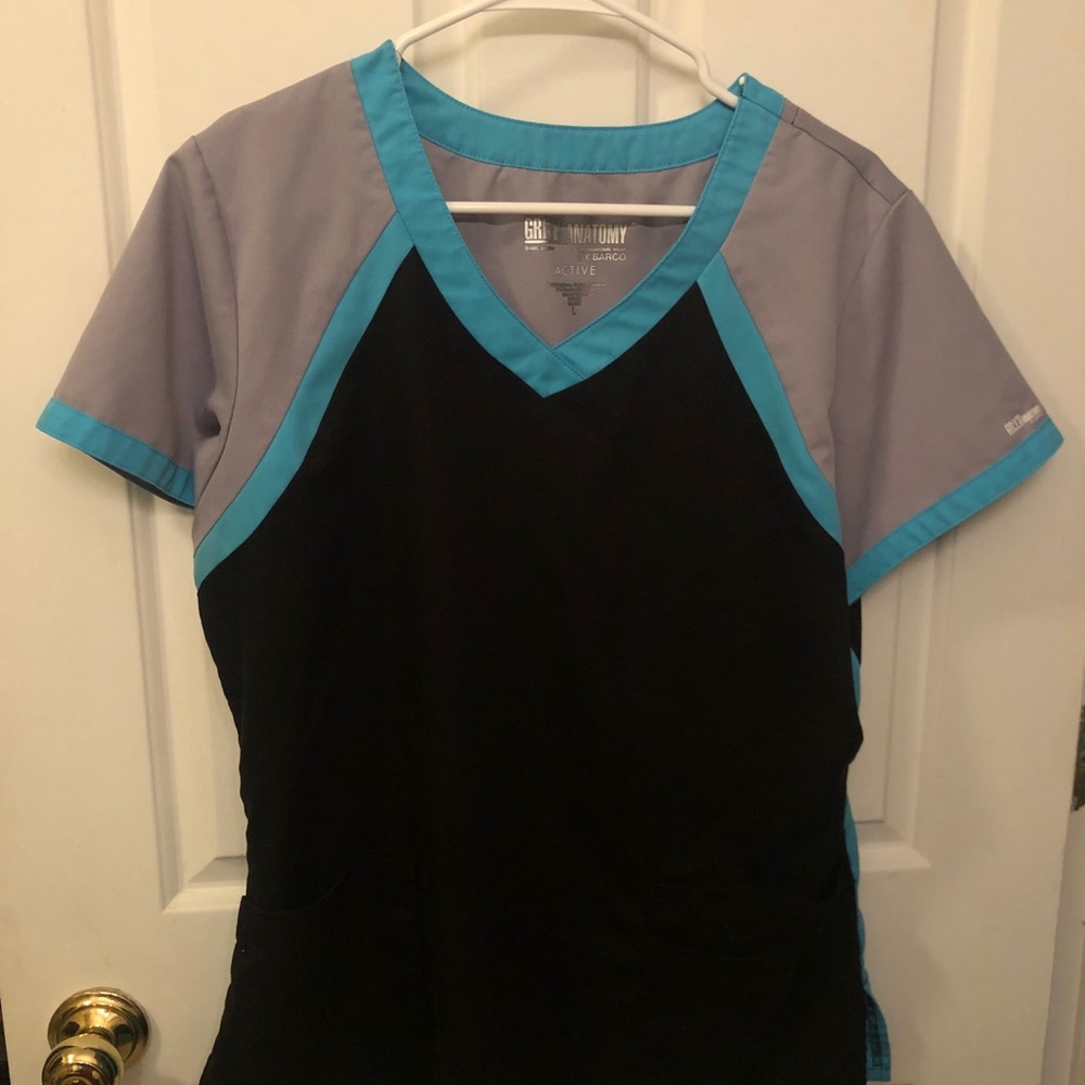 [GREY’S ANATOMY] Active Scrub Top